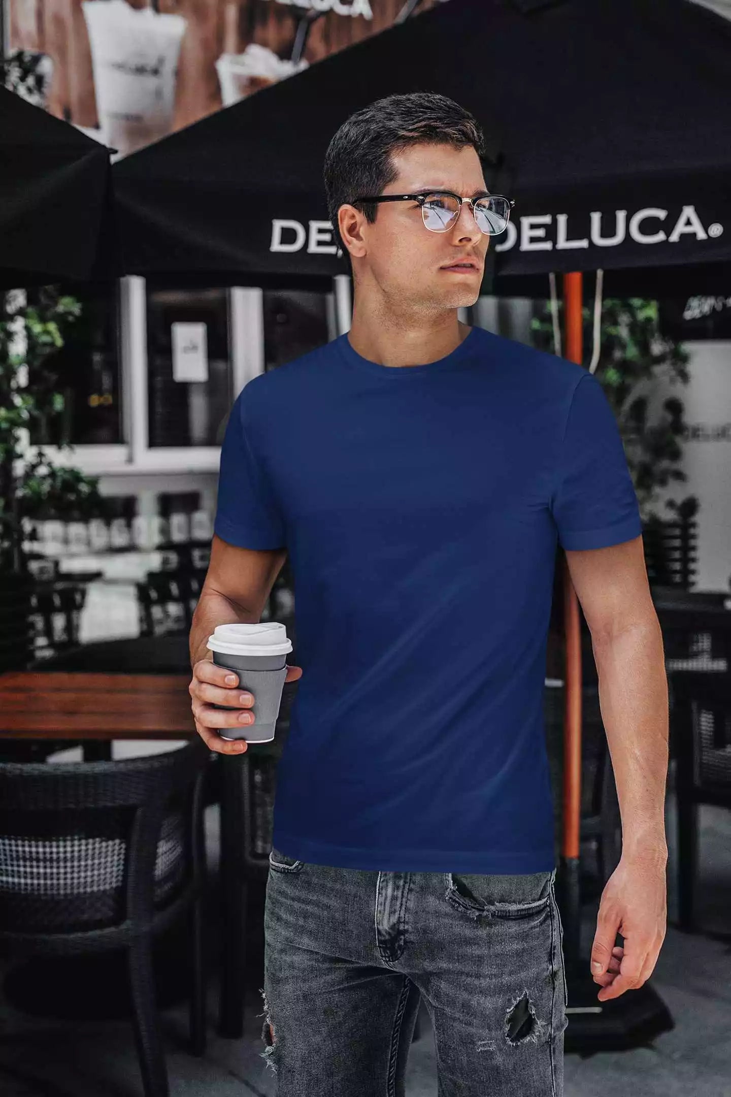 Unisex T-Shirt, mit Label, ohne Design