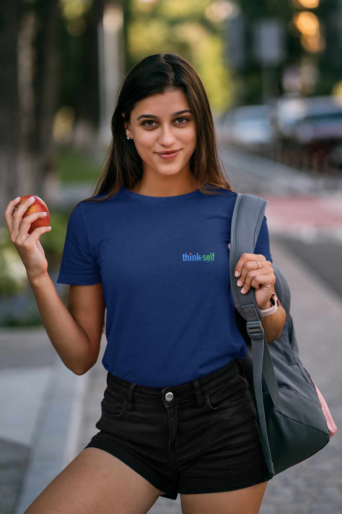 think-self 100x34mm Frontside - Ein T-Shirt, das überzeugt – in Qualität und Tragekomfort.
